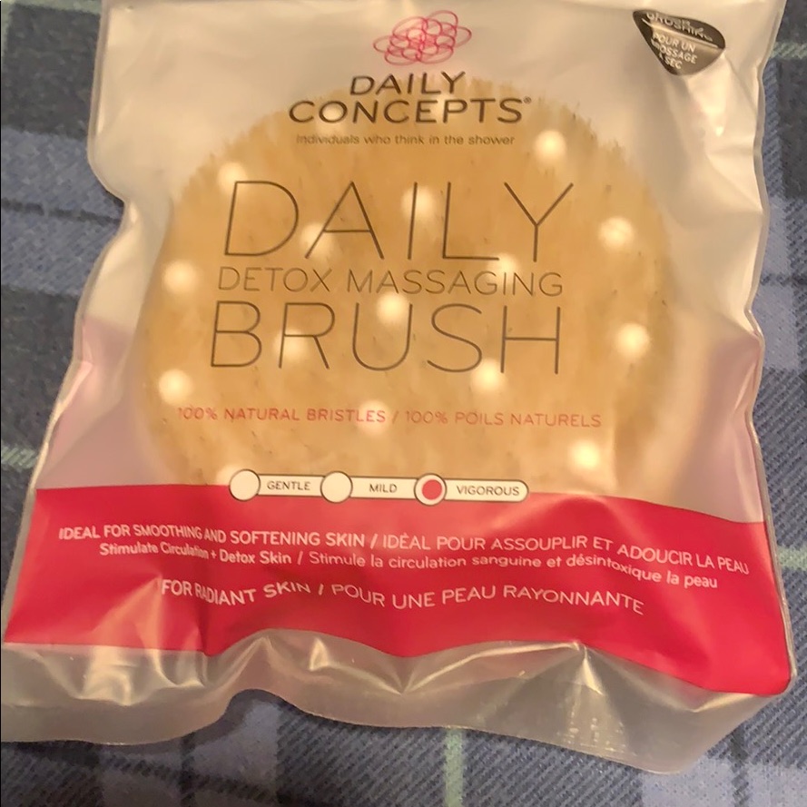 Massaging Brush